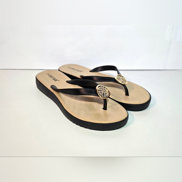 Ashley Blue Medallion Sandals Woman's Size 9 Mini Wedge Flip Flops - Picture 1 of 8